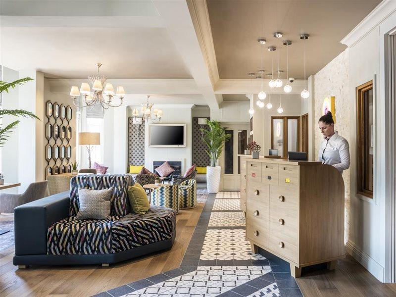Point A Kensington Olympia Hotel Лондон Екстериор снимка